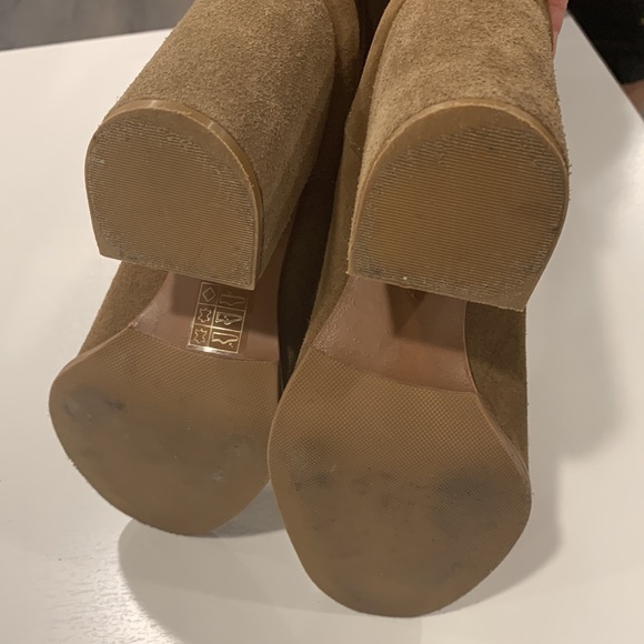 tory burch boots - Picture 10 of 13